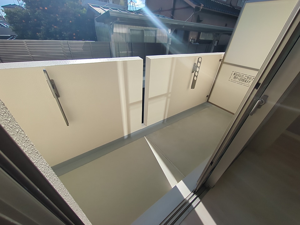 13/23 バルコニー