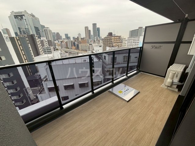 19/30 バルコニー