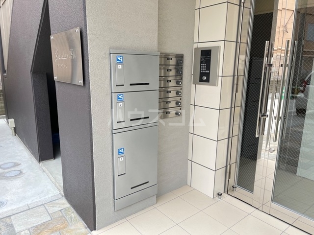 2/10 エントランス