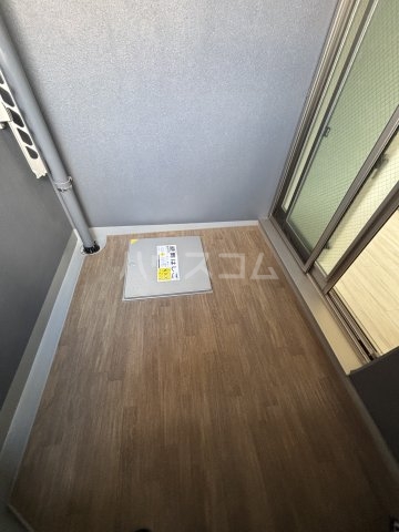 21/30 バルコニー