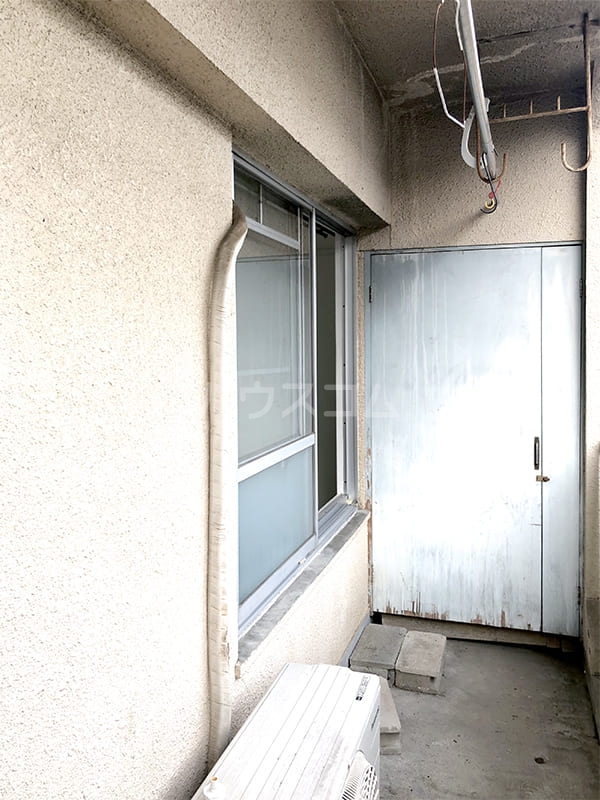 13/20 バルコニー