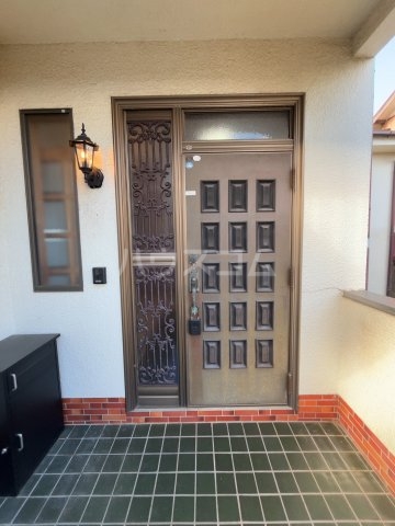 24/30 エントランス