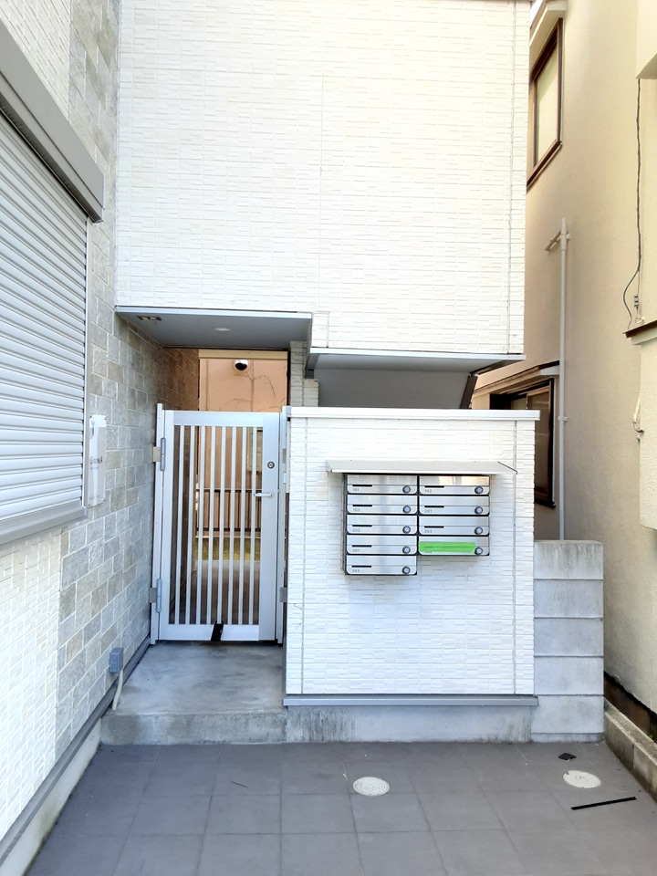 3/6 エントランス