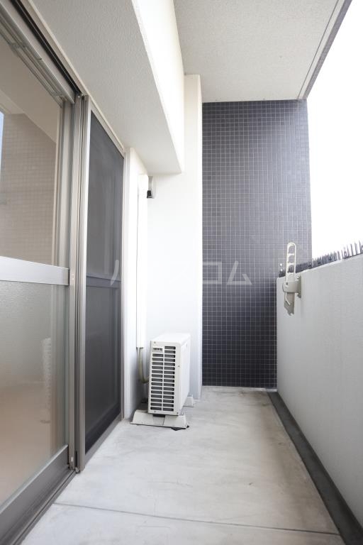 19/30 バルコニー