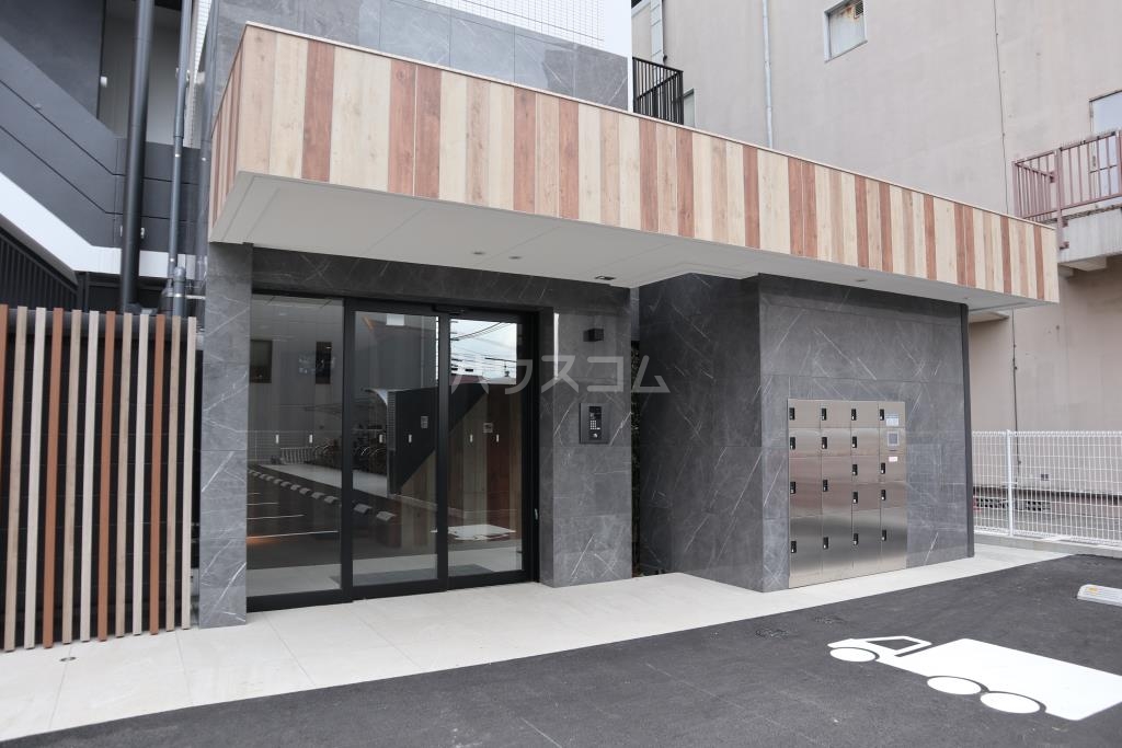 2/8 エントランス