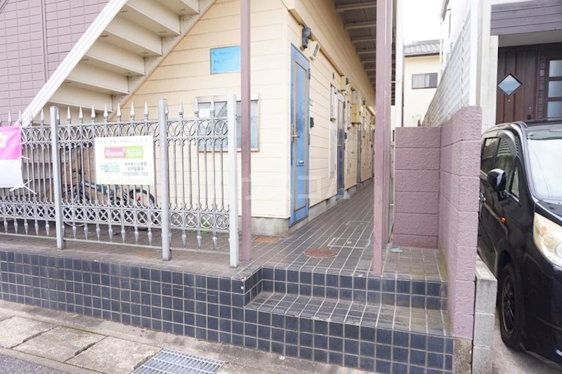 2/3 エントランス