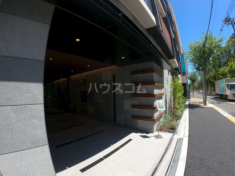 15/25 エントランス