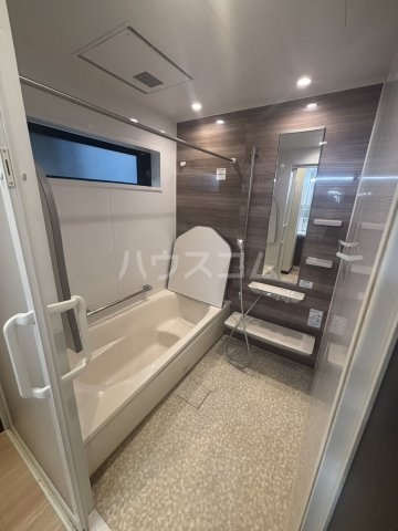 14/30 浴室
