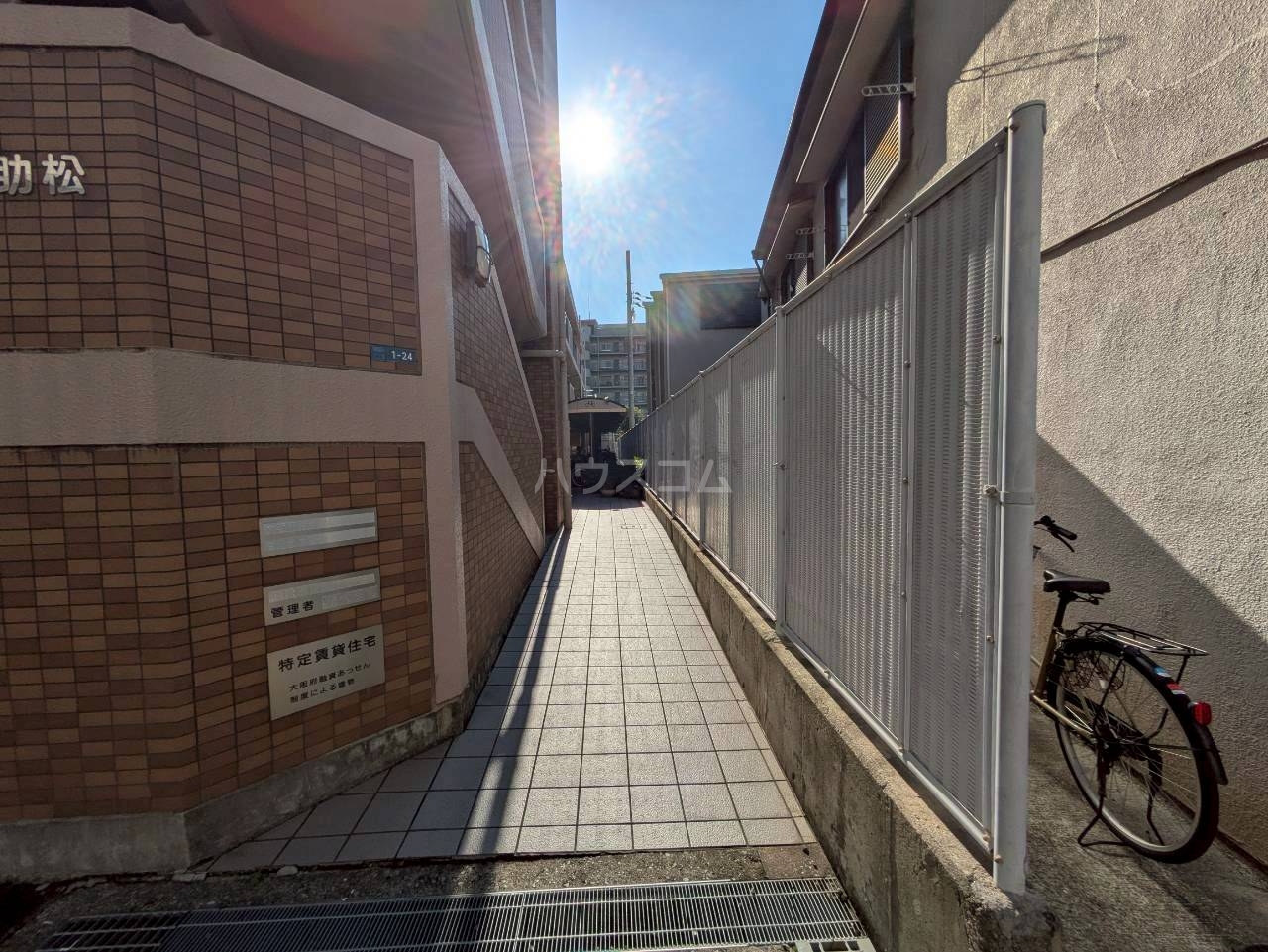 2/4 エントランス