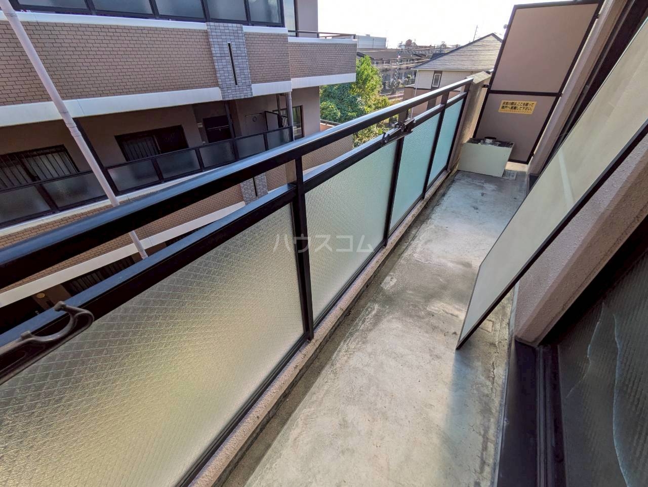 13/22 バルコニー