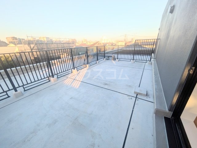 15/30 バルコニー