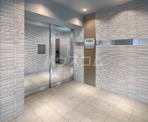 20/30 エントランス