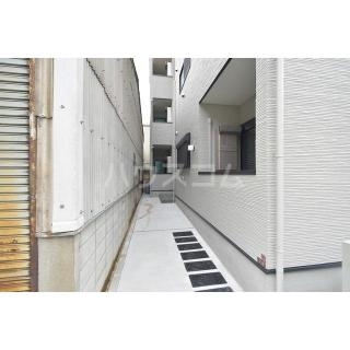 19/24 エントランス