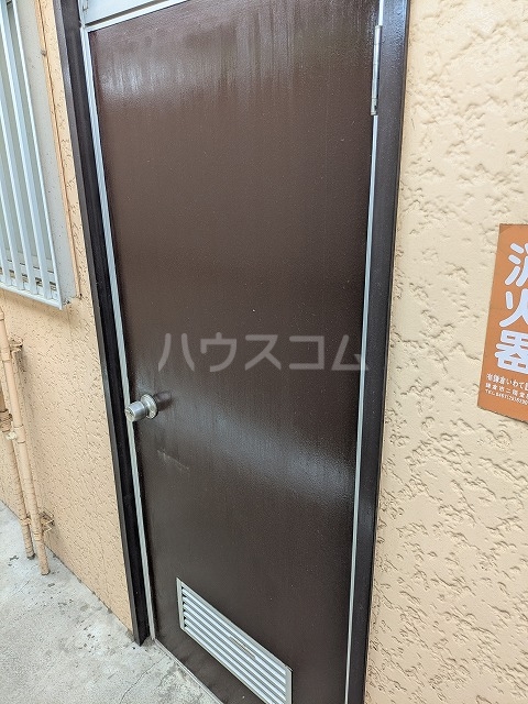 18/27 バルコニー