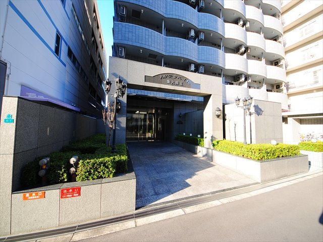 29/30 エントランス