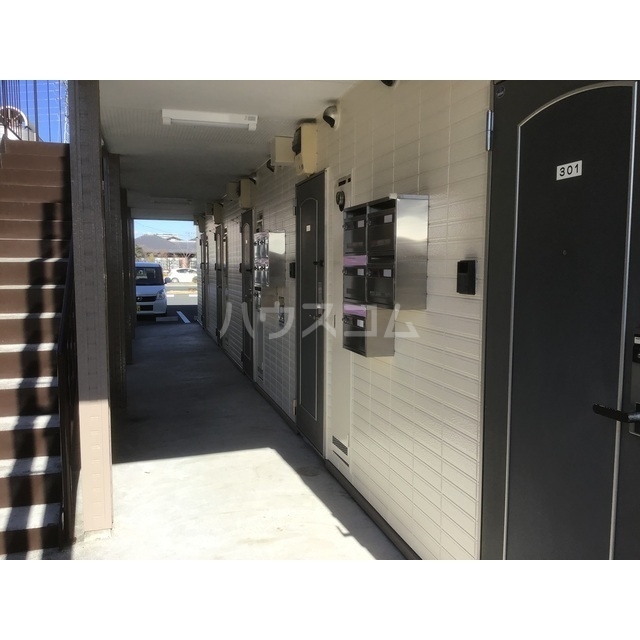 19/21 エントランス