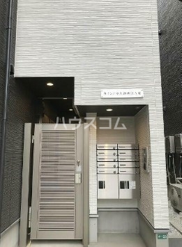 20/30 エントランス