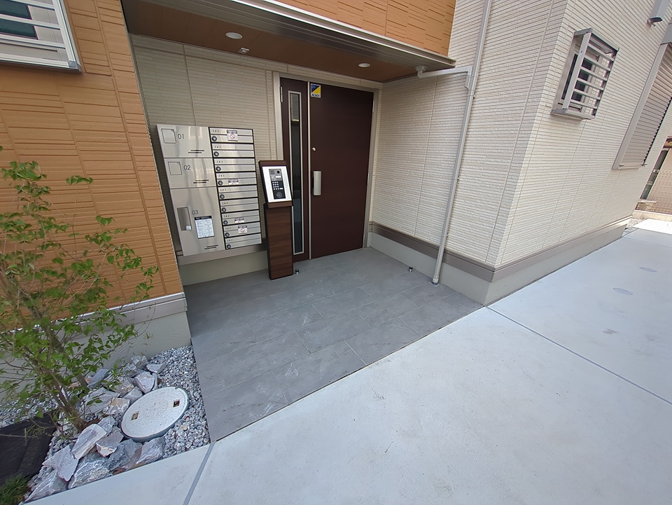 29/30 エントランス