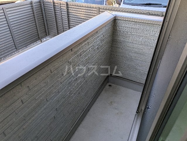 13/30 バルコニー