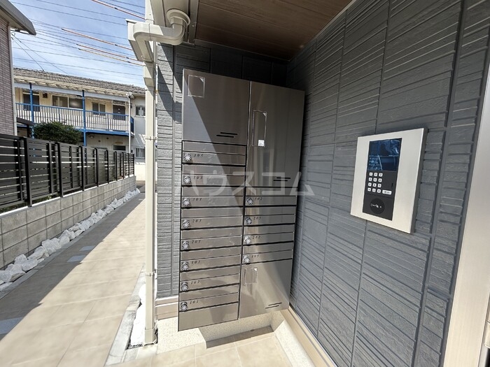 14/16 エントランス