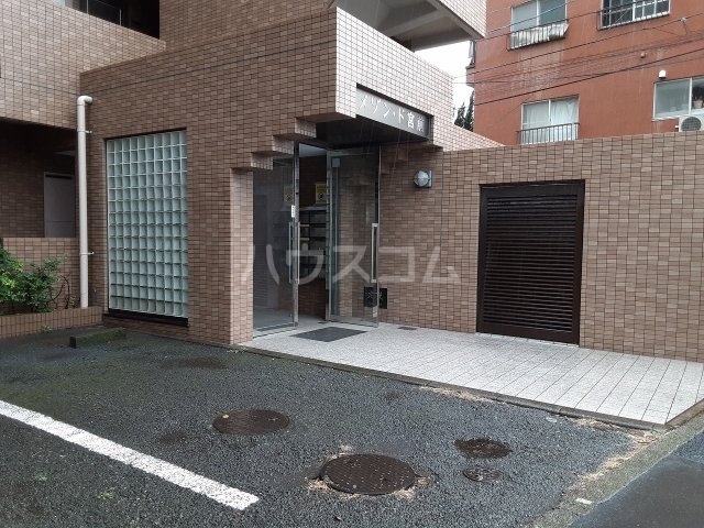 20/24 エントランス