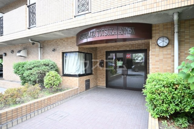 3/7 エントランス