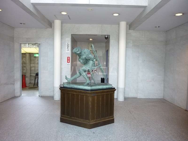 15/25 エントランス