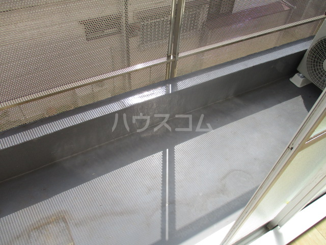 20/30 バルコニー