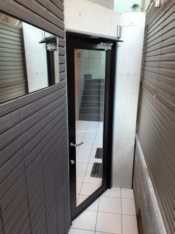 29/30 エントランス