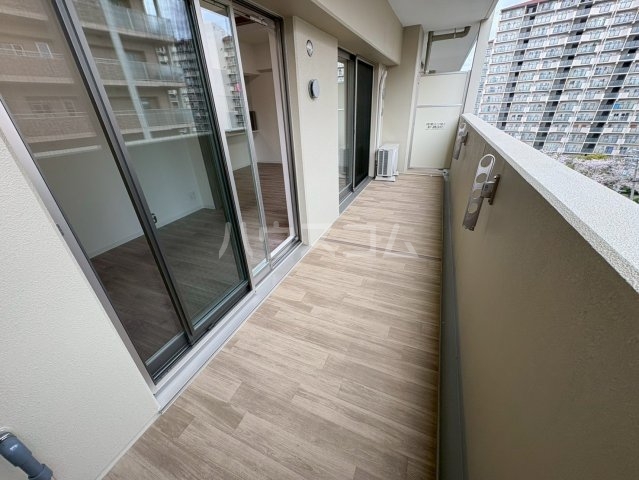 23/30 バルコニー