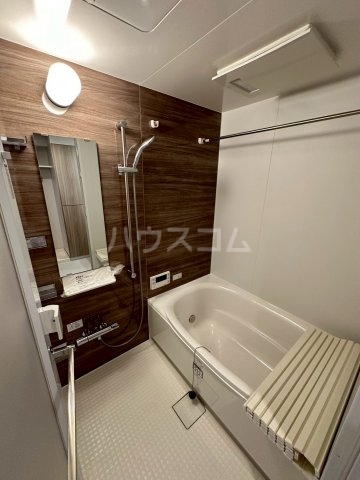 14/30 浴室