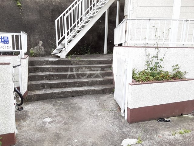 20/22 エントランス