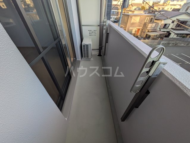 19/30 バルコニー
