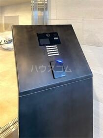 15/18 エントランス