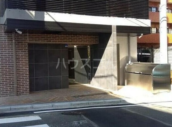 3/8 エントランス