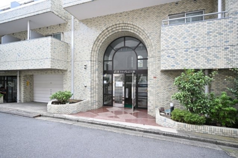 16/22 エントランス