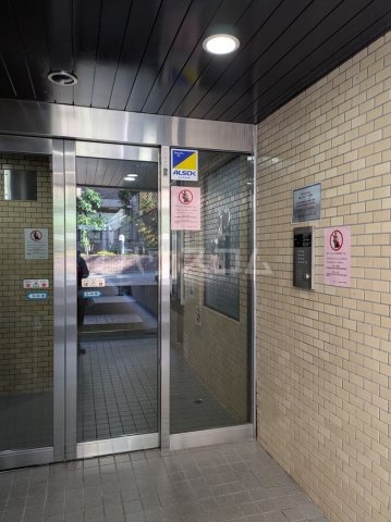 15/25 エントランス