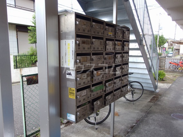 20/27 エントランス