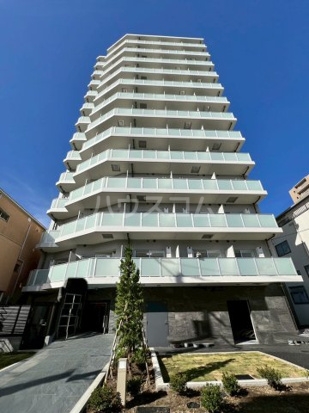 28/30 エントランス