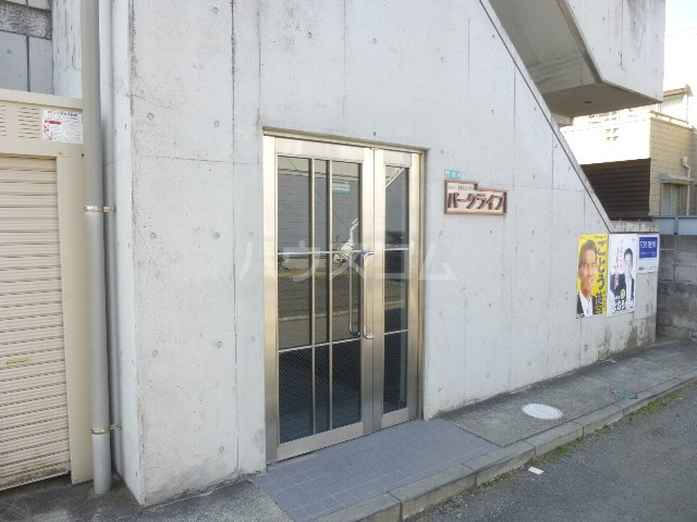 29/30 エントランス