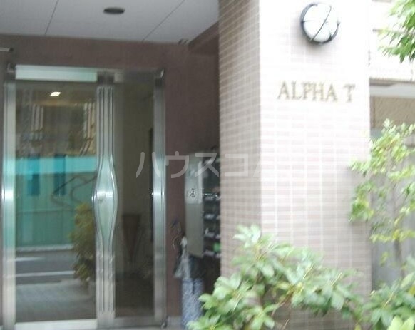 15/17 エントランス