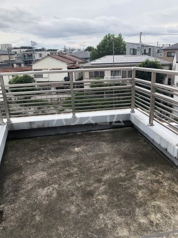 20/28 駐車場