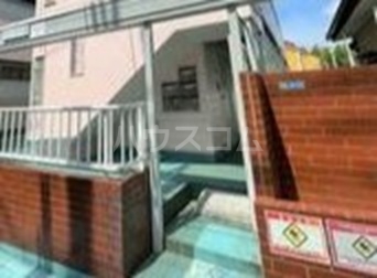 14/14 エントランス