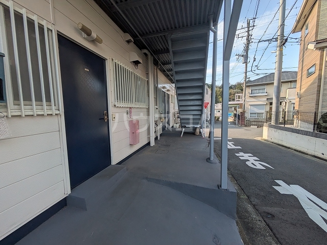 2/5 エントランス