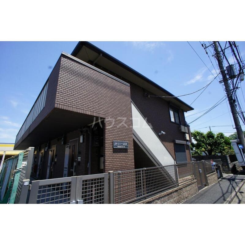 19/25 エントランス