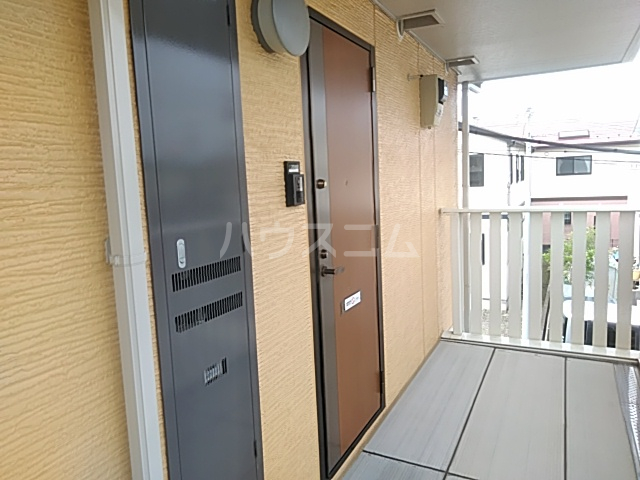 20/30 エントランス