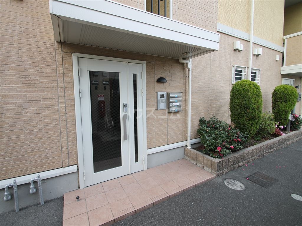 29/30 エントランス