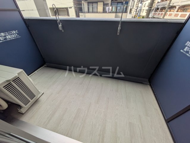 16/27 バルコニー