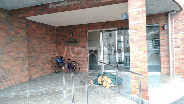 3/6 エントランス