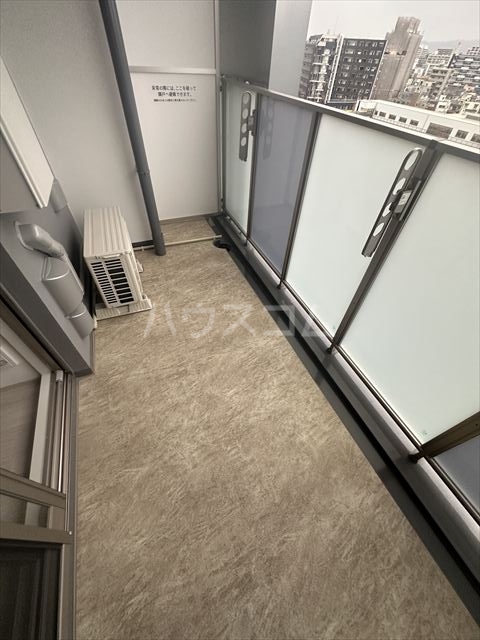 20/30 バルコニー